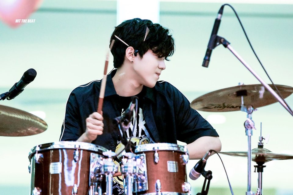 [잡담] JYP랑 데이식스 입장에서는 도운이 제발로 굴러들어온 복덩이였던 이유 ㅋㅋㅋㅋㅋㅋㅋ | 인스티즈