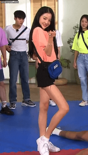 [잡담] 장원영 다리길이 무슨일 | 인스티즈