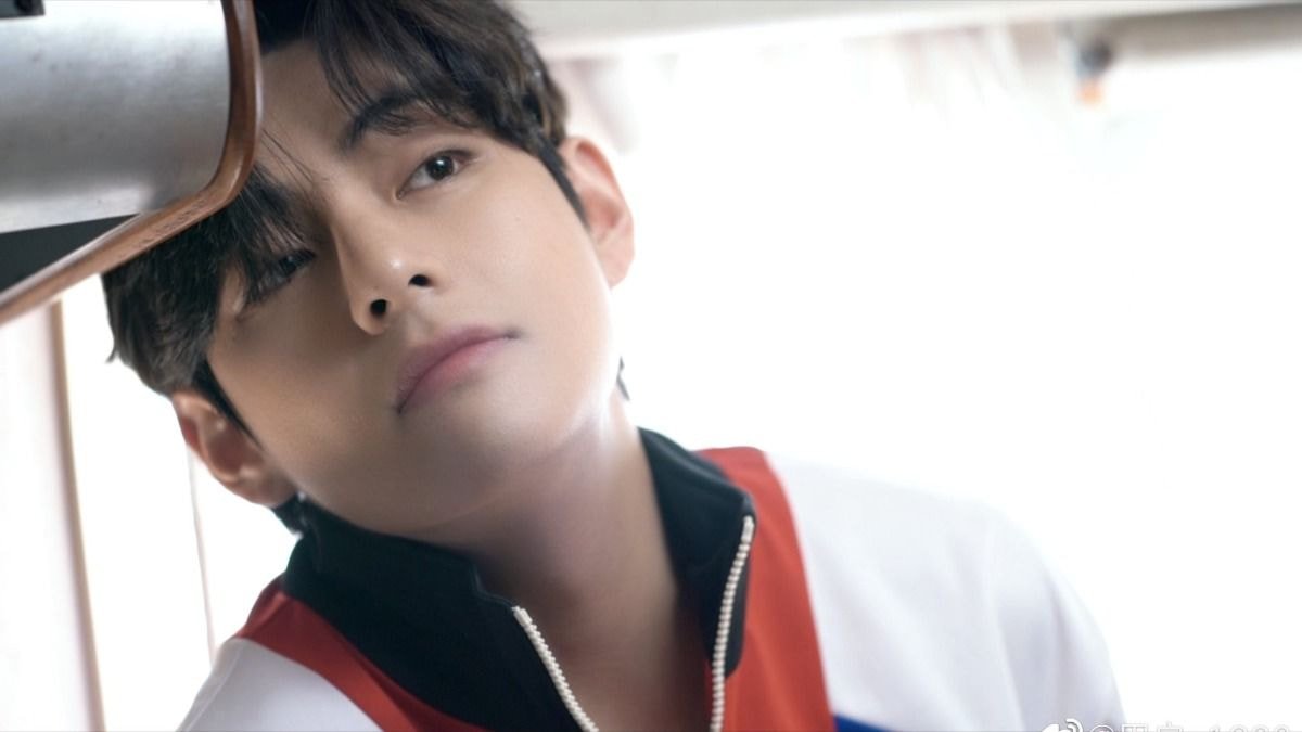 [잡담] 방탄 뷔 일본앨범 사진같은데 개잘생겼다… | 인스티즈