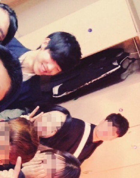 [잡담] 데식 도운 원래 ㄹㅇ 갓반인으로 살았어서 연예인 할 생각 1도 안 했던 게 제일 기가 참 | 인스티즈