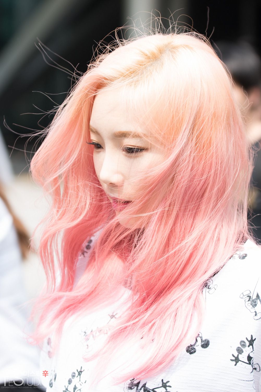 [잡담] 나 진짜 김태연 핑크머리 사랑함.. | 인스티즈