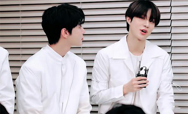 [잡담] 갤러리에 있는 정우도영 gif 다 털어옴 | 인스티즈