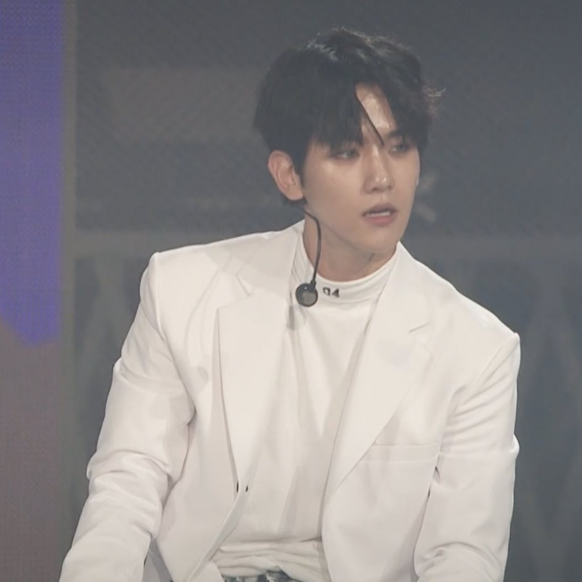 [잡담] 백현 실물 가까이서 본 사람들이 하나같이 하는 말 | 인스티즈