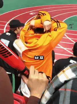 [잡담] 바비 아육대 룰 잘못 이해해서 걸그룹 응원하다 과몰입한겈ㅋㅋㅋㅋㅋㅋㅋㅋㅋㅋ | 인스티즈