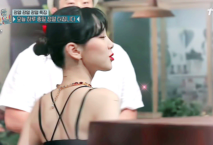 [잡담] 태연이 하얘가지구 검은 드레스 넘 잘 어울리는거 | 인스티즈