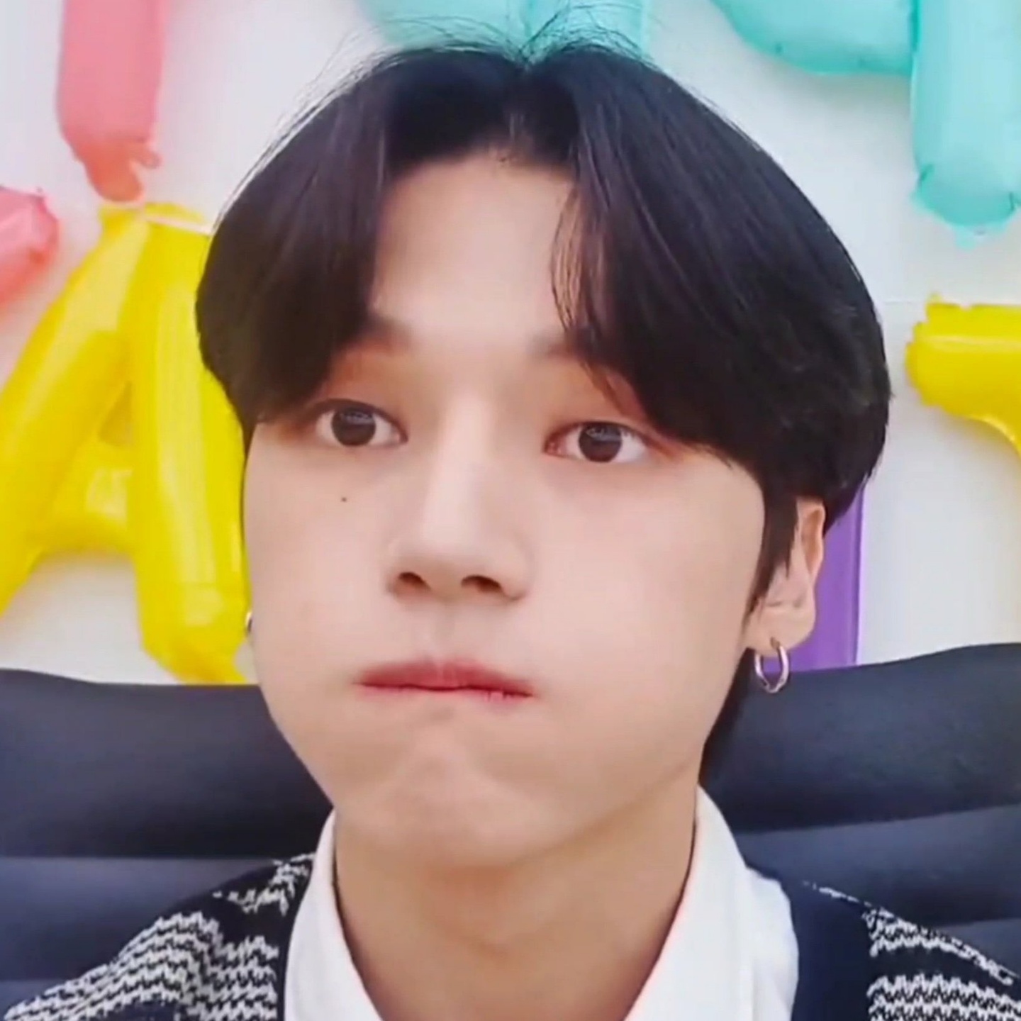 [잡담] 진정으로 입에 넣고 와랄ㄹㄹ라하고 싶은게 뭔지 알 수 있는 정우영 사진 | 인스티즈