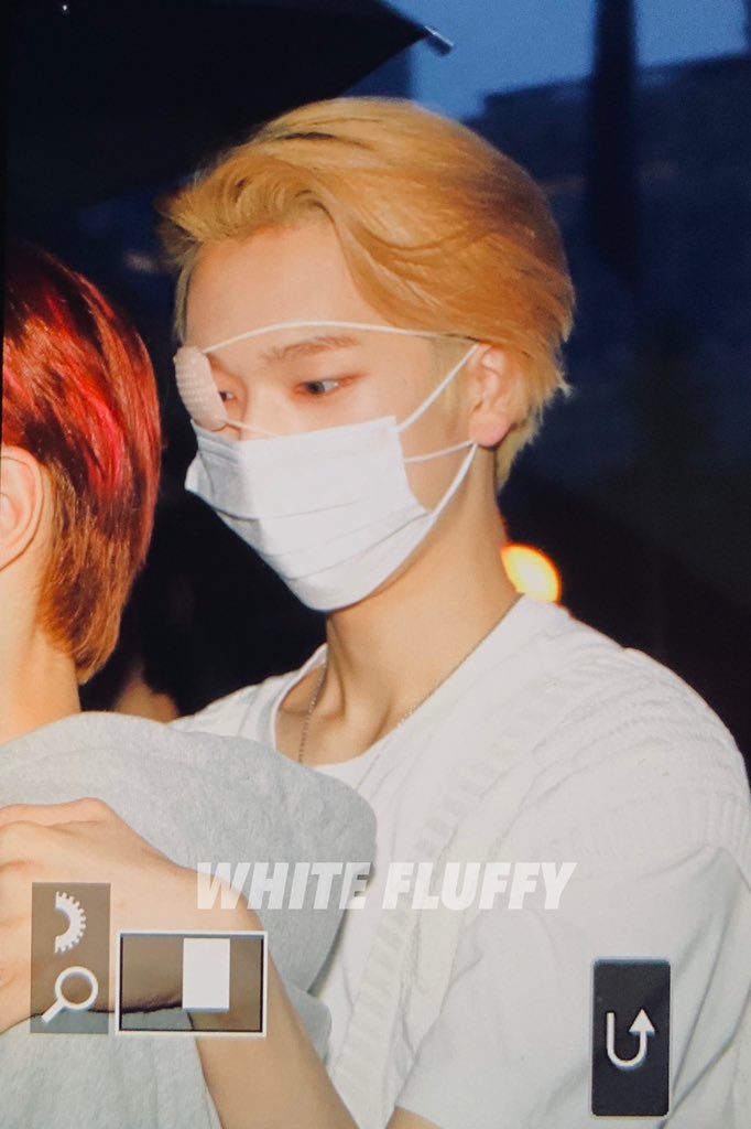 [잡담] 이제 데뷔 10일차된 우리 아기 얼굴 자랑 좀 해도 될까 | 인스티즈