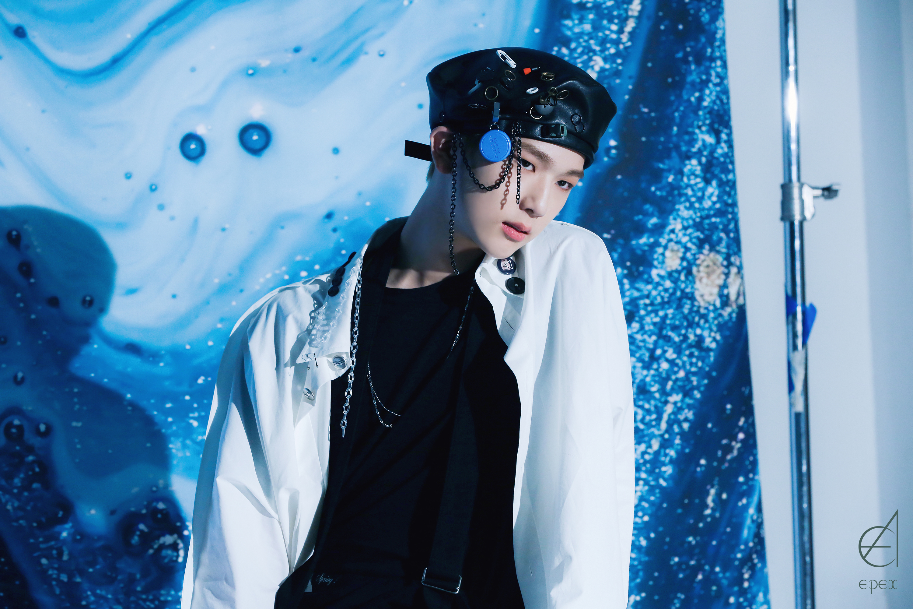 [잡담] 이제 데뷔 10일차된 우리 아기 얼굴 자랑 좀 해도 될까 | 인스티즈