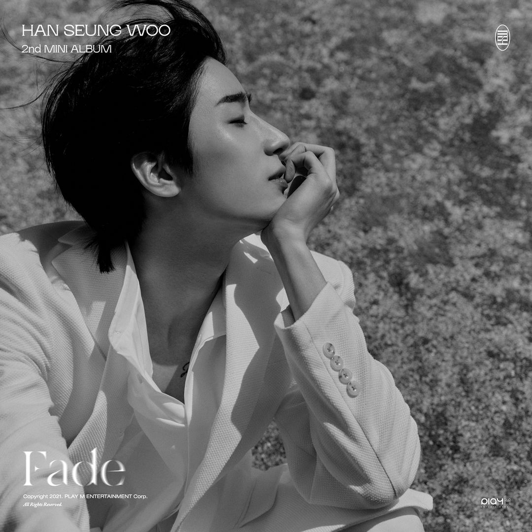 [잡담] 원래도 특유의 묘한 분위기 있다고 생각하는데 | 인스티즈