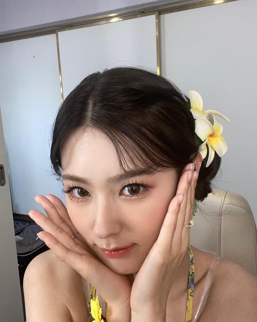 [잡담] 아이들 미연 인스타그램 업데이트💚 | 인스티즈