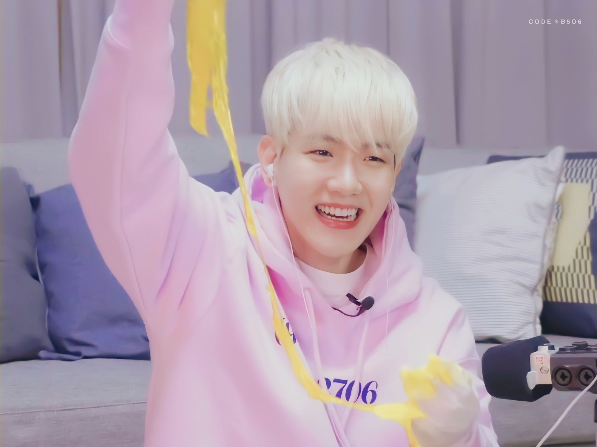 [잡담] 백현이가 알고 있는 슬라임에 색소 투입 적정량 | 인스티즈