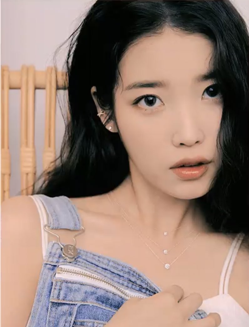 [잡담] 아이유 방금 새로 뜬 사진 개이뻐ㅠㅠㅠ | 인스티즈