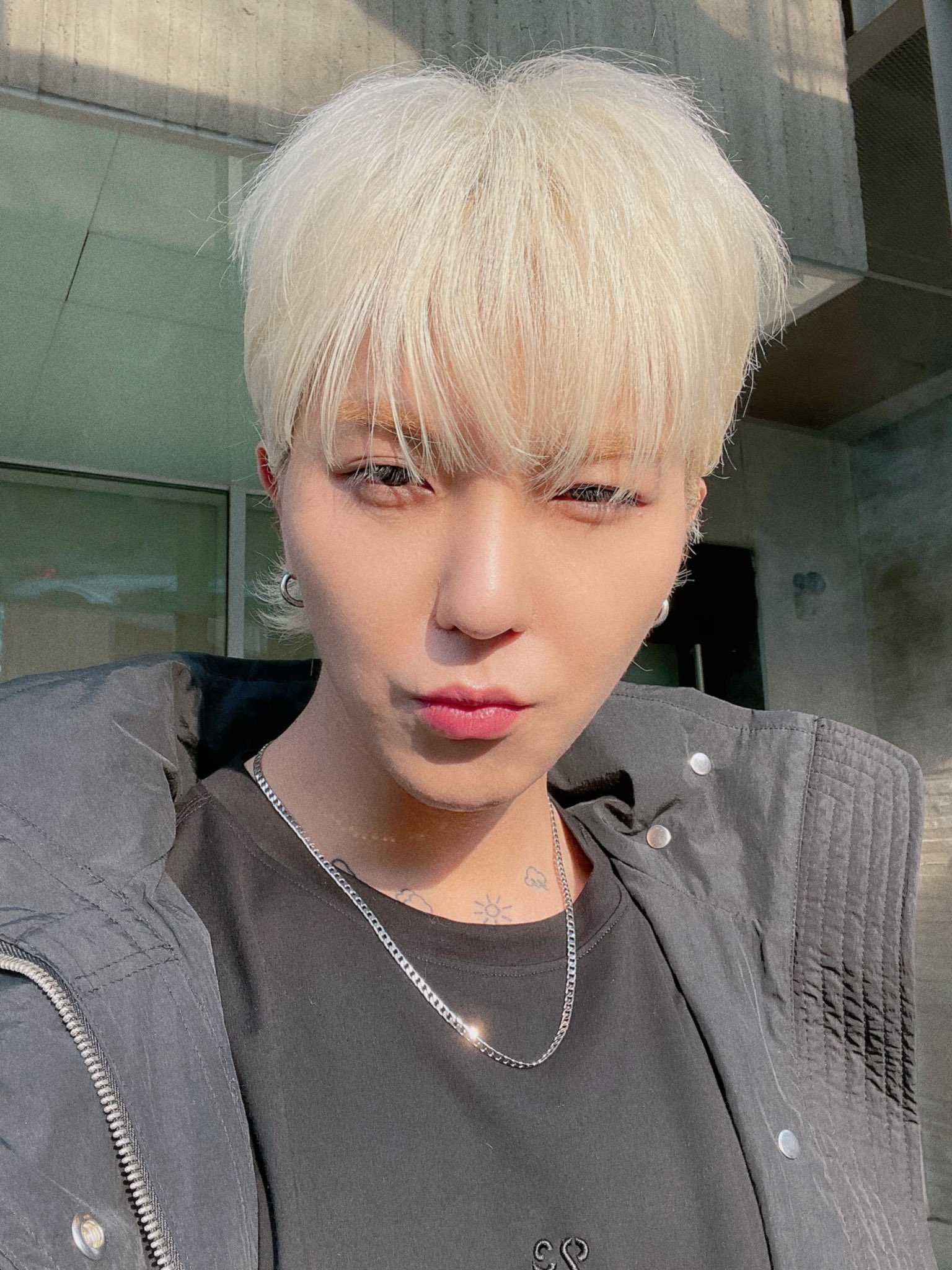 [잡담] 아니 나 송민호 이 사진 보고 개놀람 진짜로 | 인스티즈