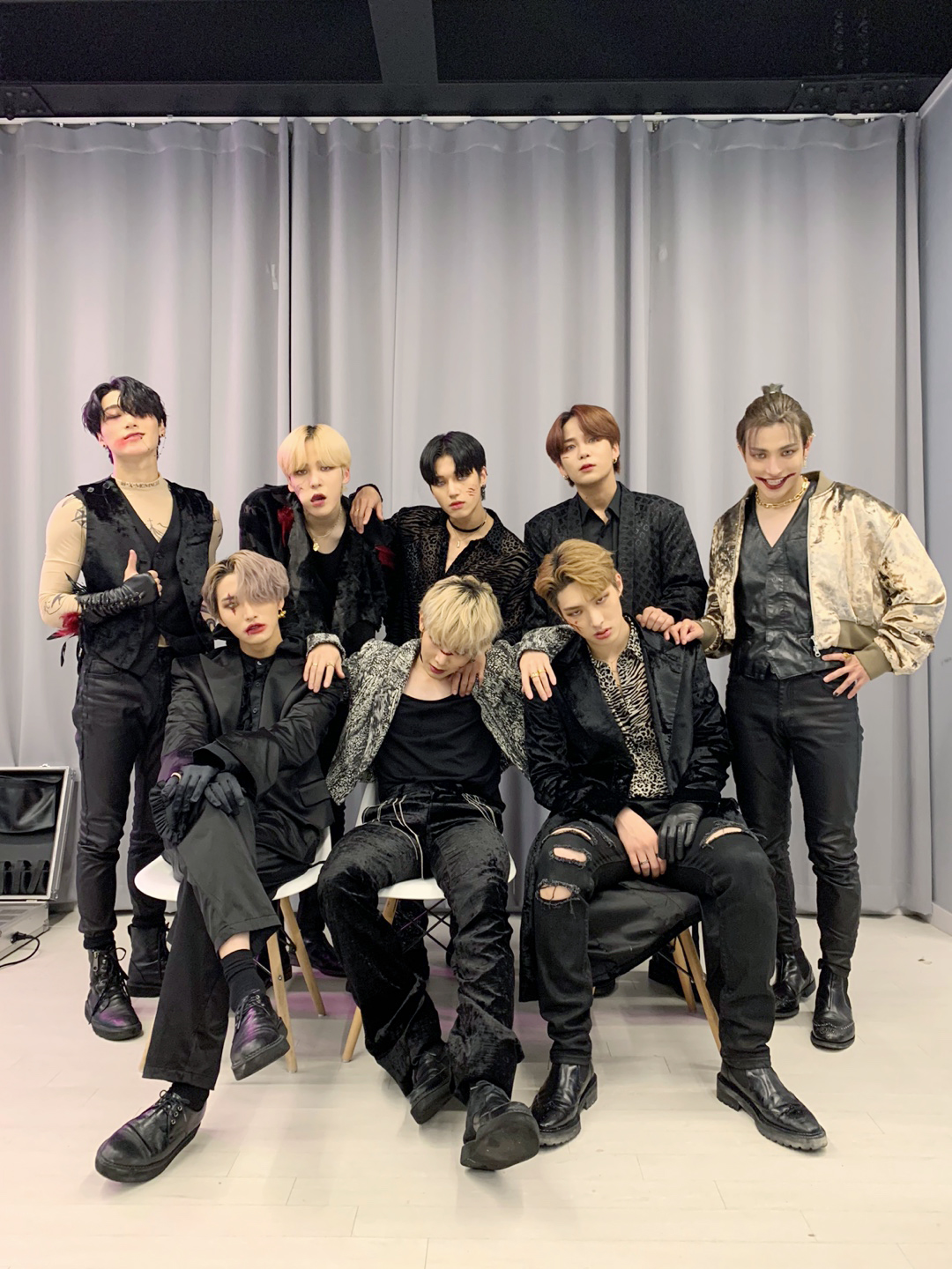 [잡담] 성큼성큼 다가오는 중인 할로윈 에이티즈 | 인스티즈