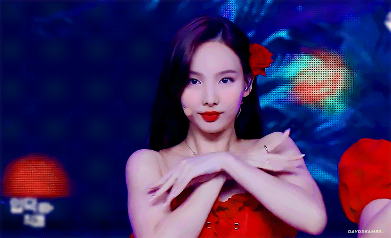 [잡담] 나연 레전드 무대 이거 아니야??? | 인스티즈