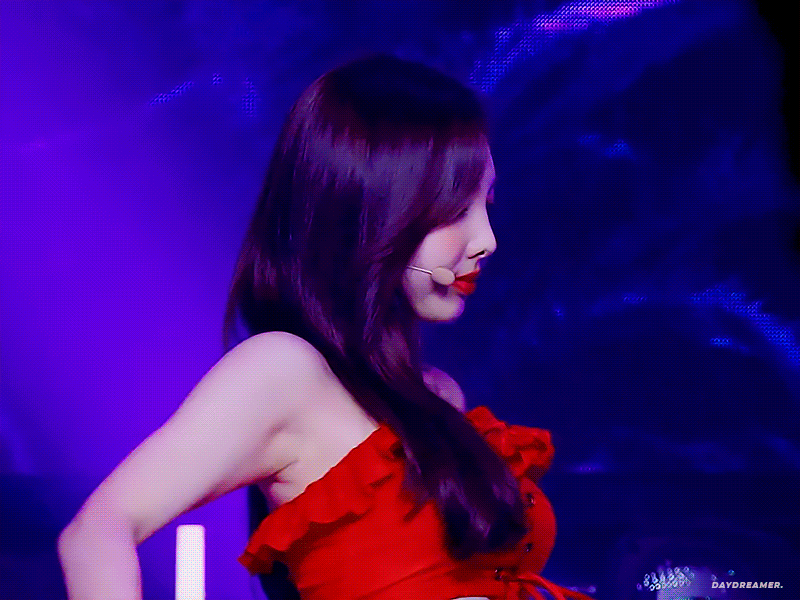 [잡담] 나연 레전드 무대 이거 아니야??? | 인스티즈