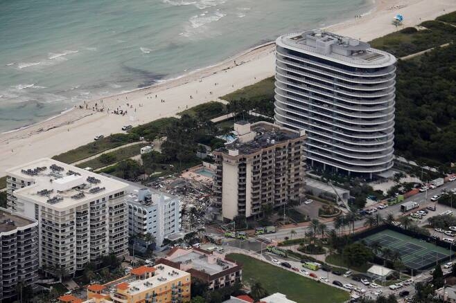 생각보다 심각해보이는 미국 플로리다 아파트 붕괴 사고 | 인스티즈