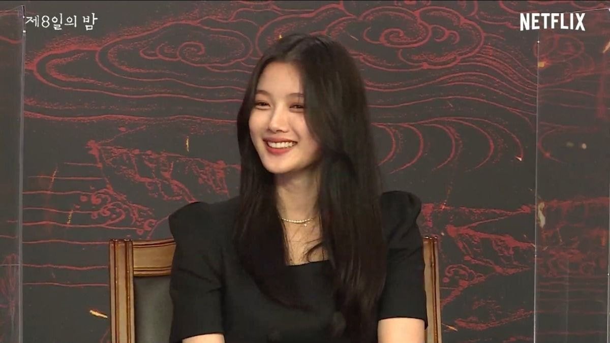[잡담] 오늘자 제8일의밤 시사회 한 김유정 비주얼 | 인스티즈