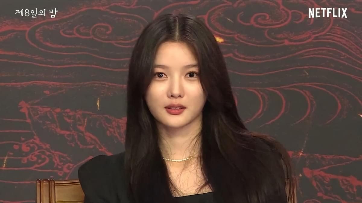 [잡담] 오늘자 제8일의밤 시사회 한 김유정 비주얼 | 인스티즈