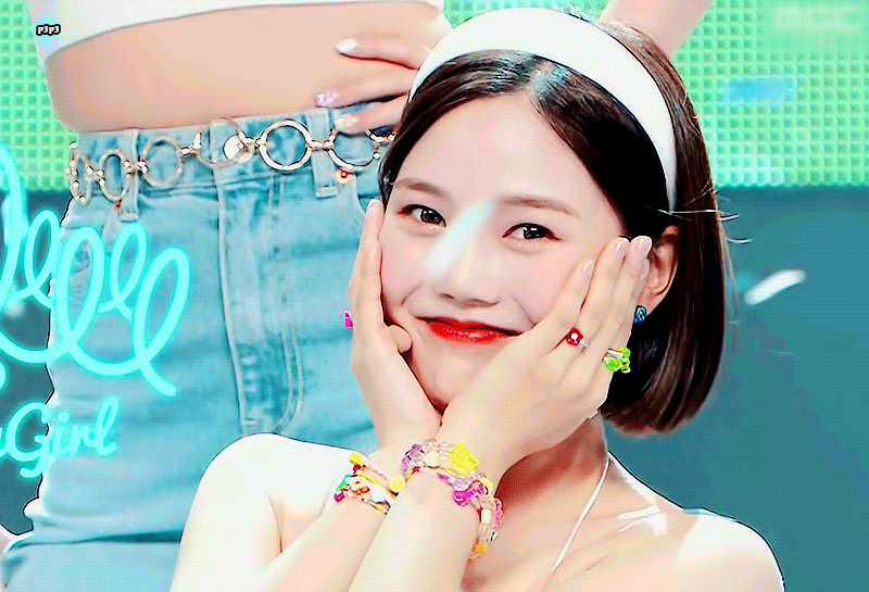 [잡담] 오마이걸 효정 똑단발 했던 거 예뻤당 | 인스티즈