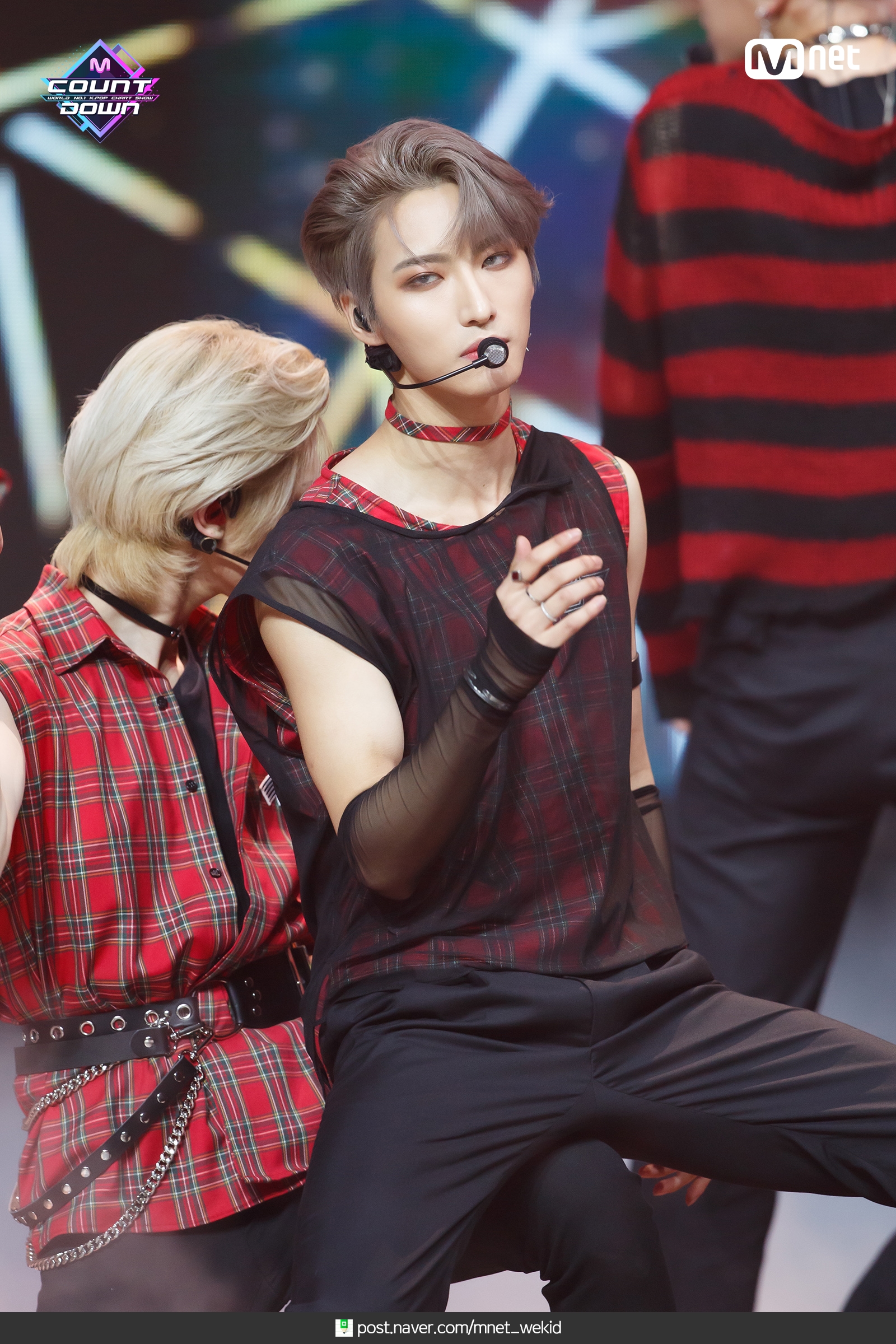 [잡담] 에이티즈 캐캐체 ❤🖤 | 인스티즈