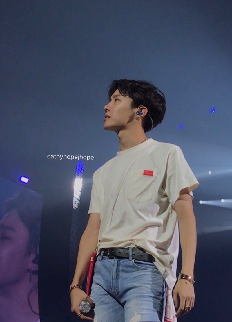 [잡담] 와 방탄 제이홉 실물 미쳤네 - 인스티즈(instiz) 연예 카테고리