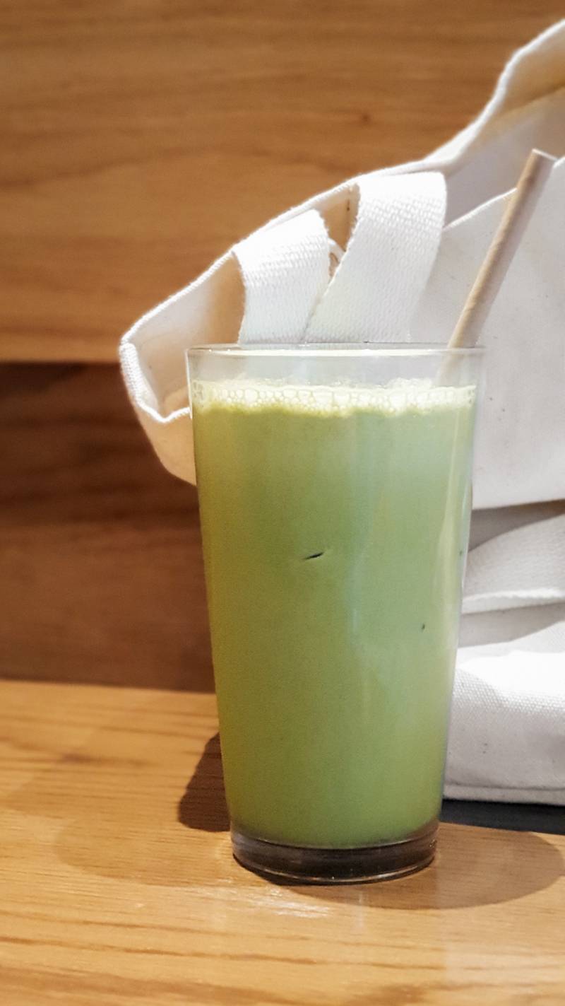 스벅에서 말차라떼? 마시는 중인데 이거 ㄹㅇ 단맛 1도 없네 | 인스티즈