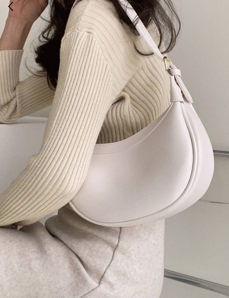 이런 반달가방?은 뚱뚱한 사람이 하면 끈 짧아서 낑길까? | 인스티즈