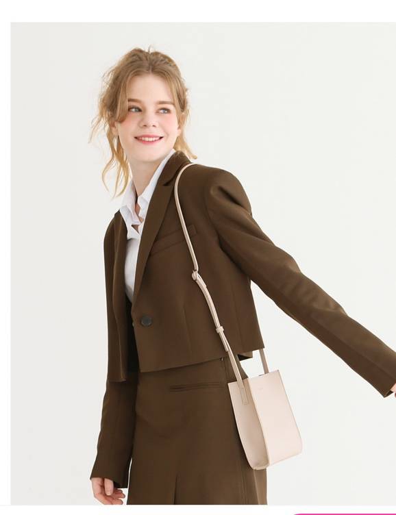 익들아 가방 어떤게 예뻐??👀😭 | 인스티즈