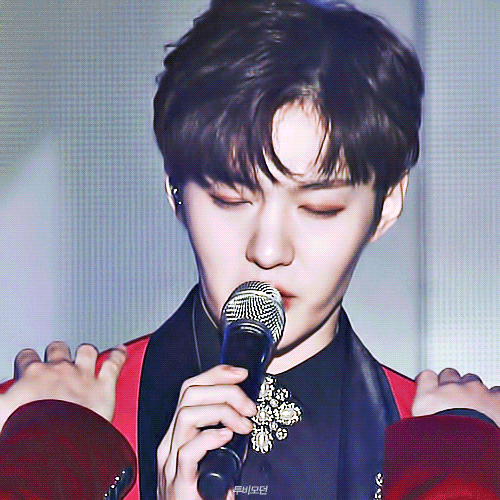 이창섭 눈빛 너무좋다... | 인스티즈