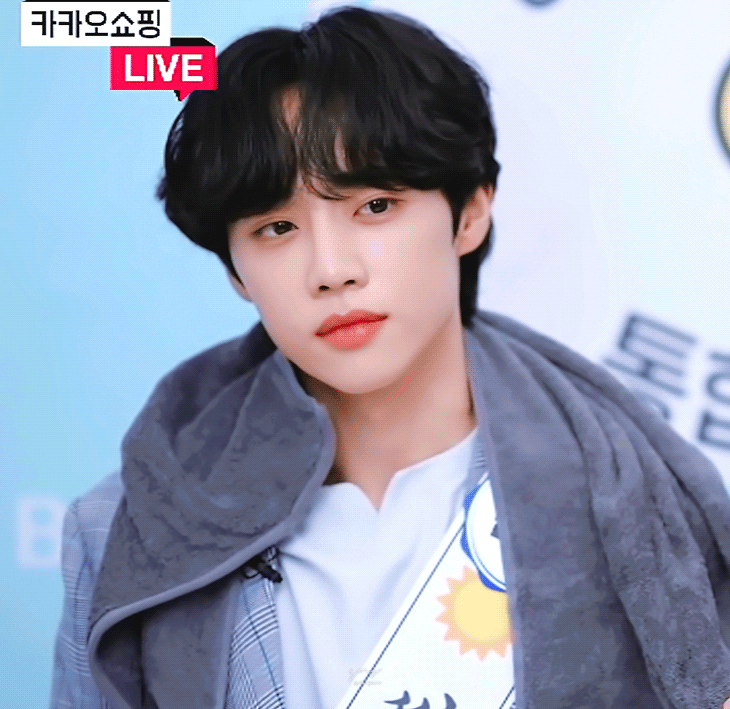 [잡담] 내 이상형이 이목구비 자기주장 강한사람이거든? 근데 | 인스티즈