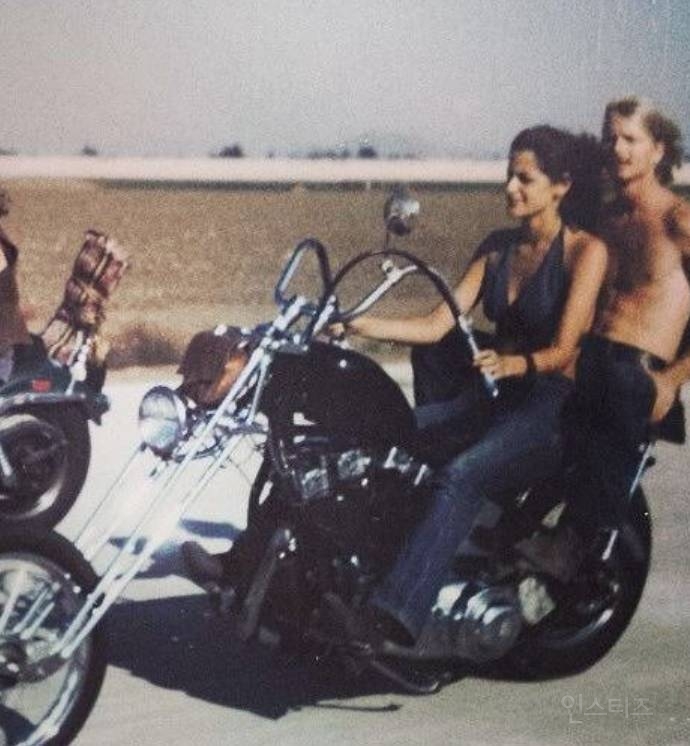 미국에서 크리스틴 스튜어트 퇴폐적인 척 한다는 말 쏙 들어간 이유 | 인스티즈