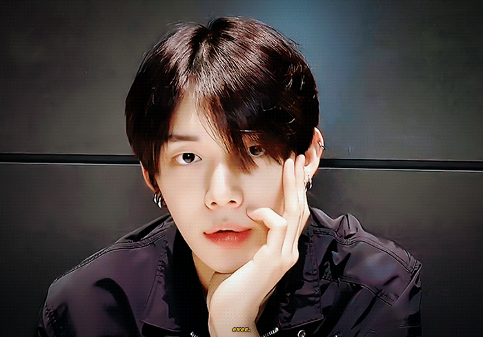 [잡담] 투바투 연준 오늘 브이앱 비주얼 진짜 ㄹㅈㄷ였다 | 인스티즈