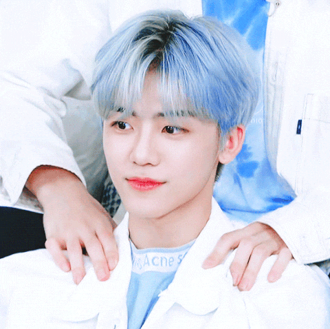 [잡담] 얘들아 내일 내 남자친구 생일이다 | 인스티즈