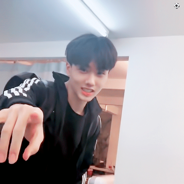 [잡담] 엔시티 허와세 아디다스 입은 거 ㄹㅇ 너무 잘 어울려 | 인스티즈