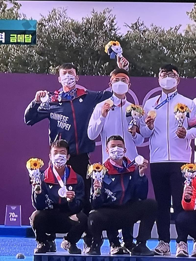 아니 대만 선수 의도치않게 제덕이 위에 ㅋㅋㅋㅋㅋ | 인스티즈