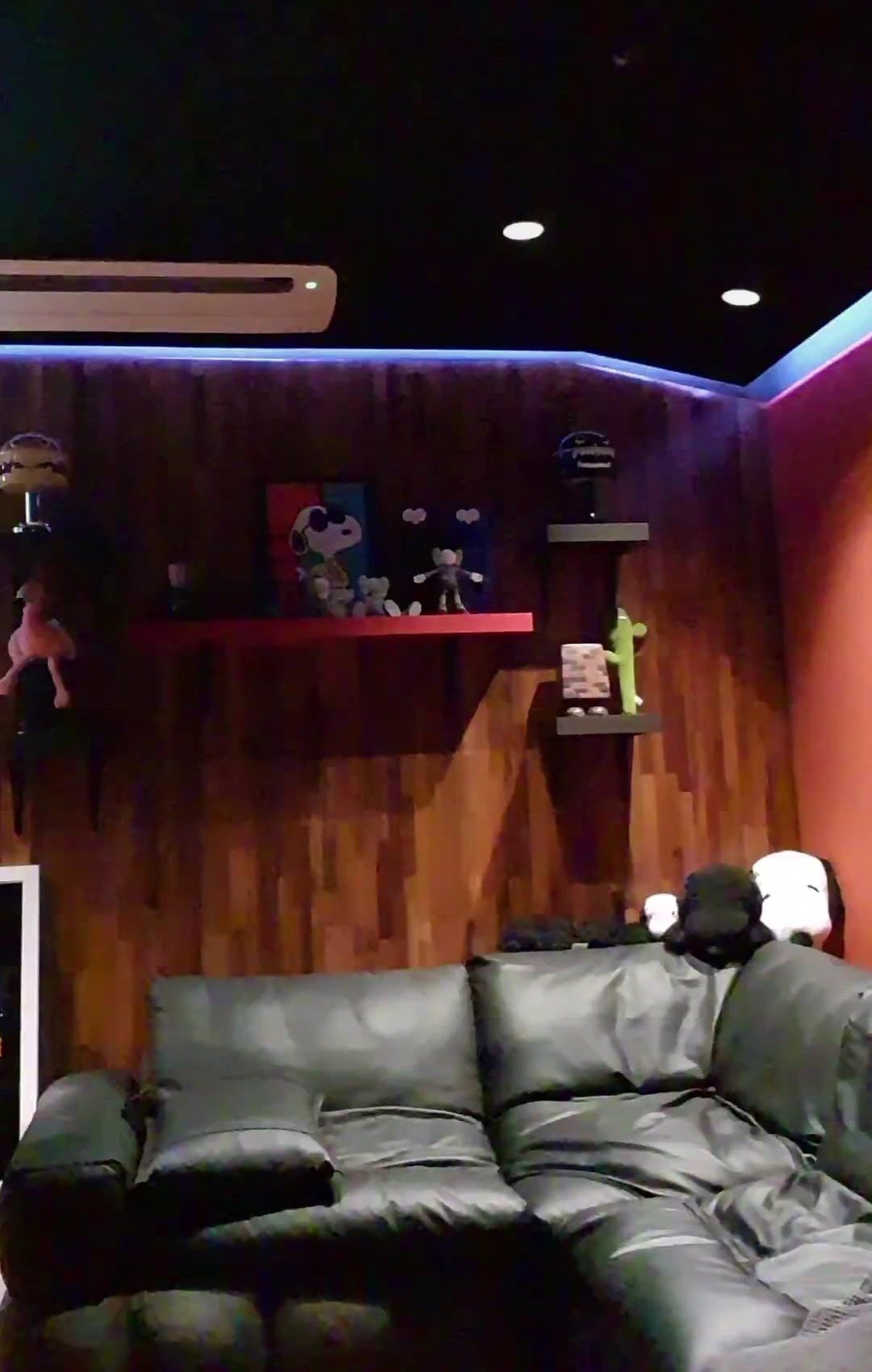 [잡담] 정호석 작업실 너무 귀여웡 | 인스티즈