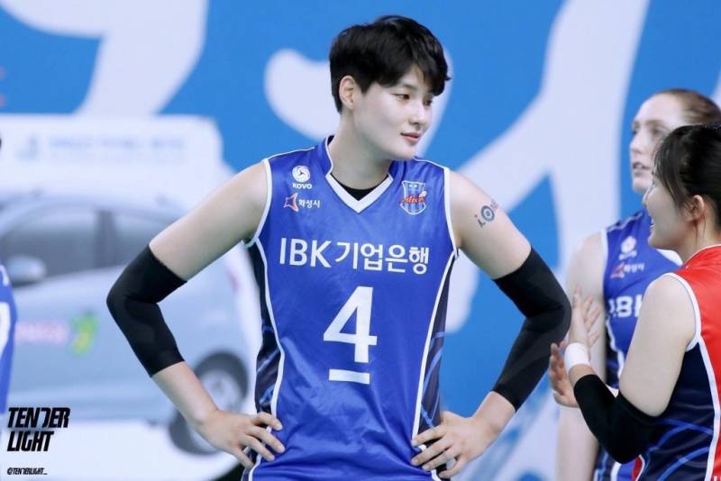 김희진 선수 윙크짤은 다들 본거지? | 인스티즈