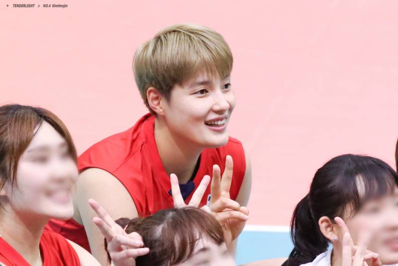 노란머리 김희진.. | 인스티즈