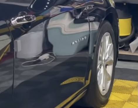 이거 무슨 차 인지 아는사람?????!!!!!!!!! | 인스티즈