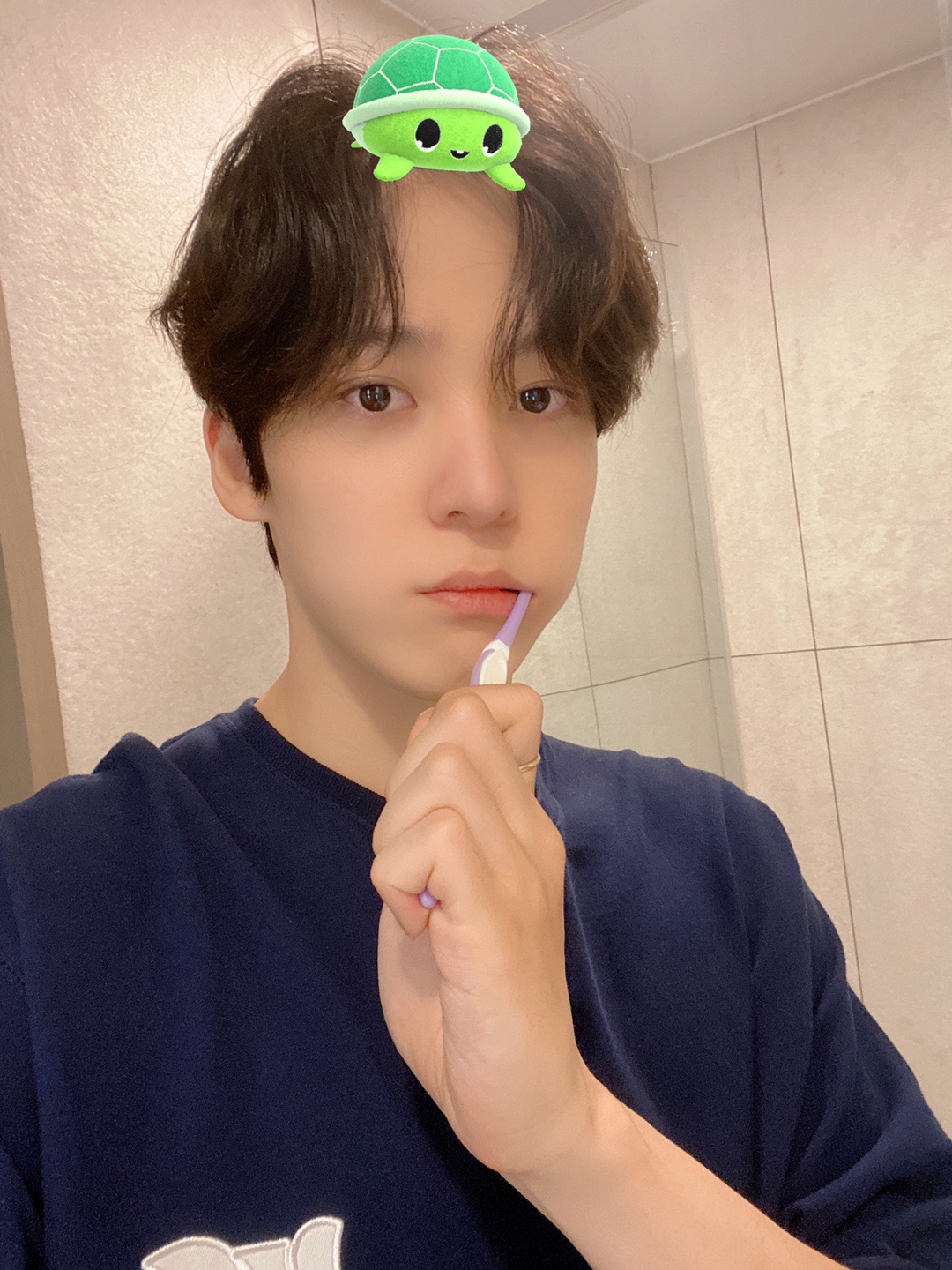 [잡담] 에이티즈 윤호 진짜 우유떡같이 생김 | 인스티즈