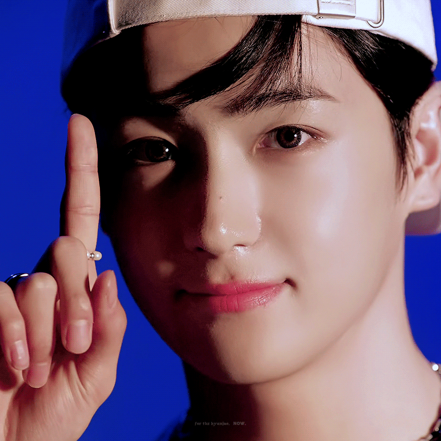 [잡담] 볼캡,볼캡뒤로,비니,후드티모자 쓴 더보이즈 현재 | 인스티즈