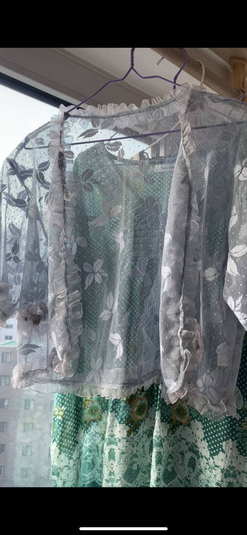 이쁜 옷들 팝니다🌿 블라우스 원피스 아우터 등 | 인스티즈