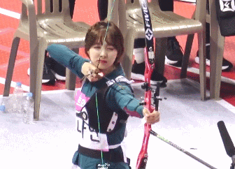 양궁하는 아이돌.gif,jpg | 인스티즈