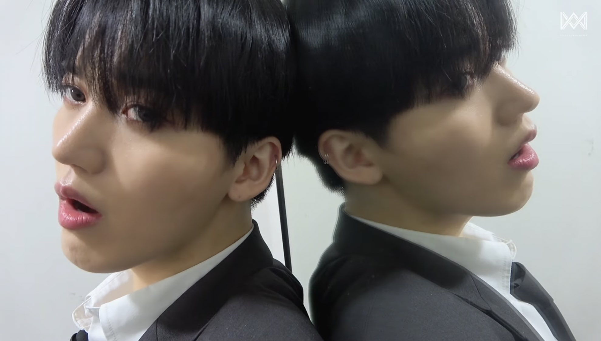 [잡담] 아니 근데 사람이 어떻게 이렇게 생겼지 | 인스티즈