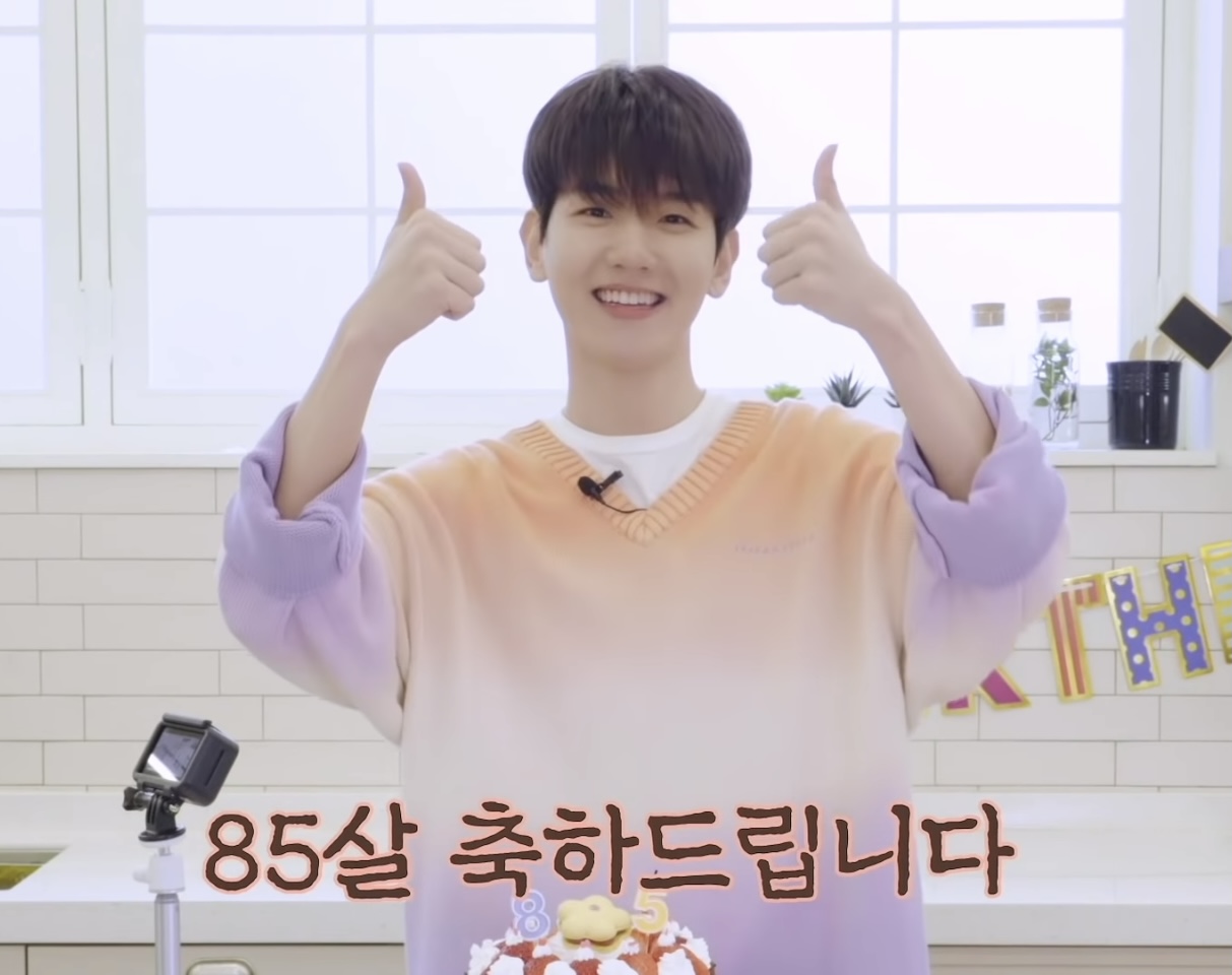 [잡담] 엑소엘 85살 생일 축하해🤍 | 인스티즈