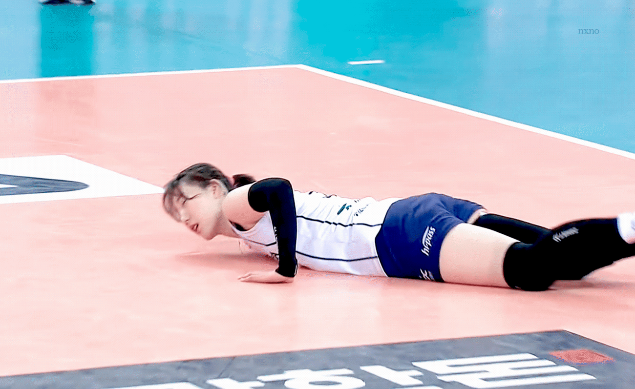 수비 실패하면 잠시 자는 척 한다는 배구선수 박정아 | 인스티즈