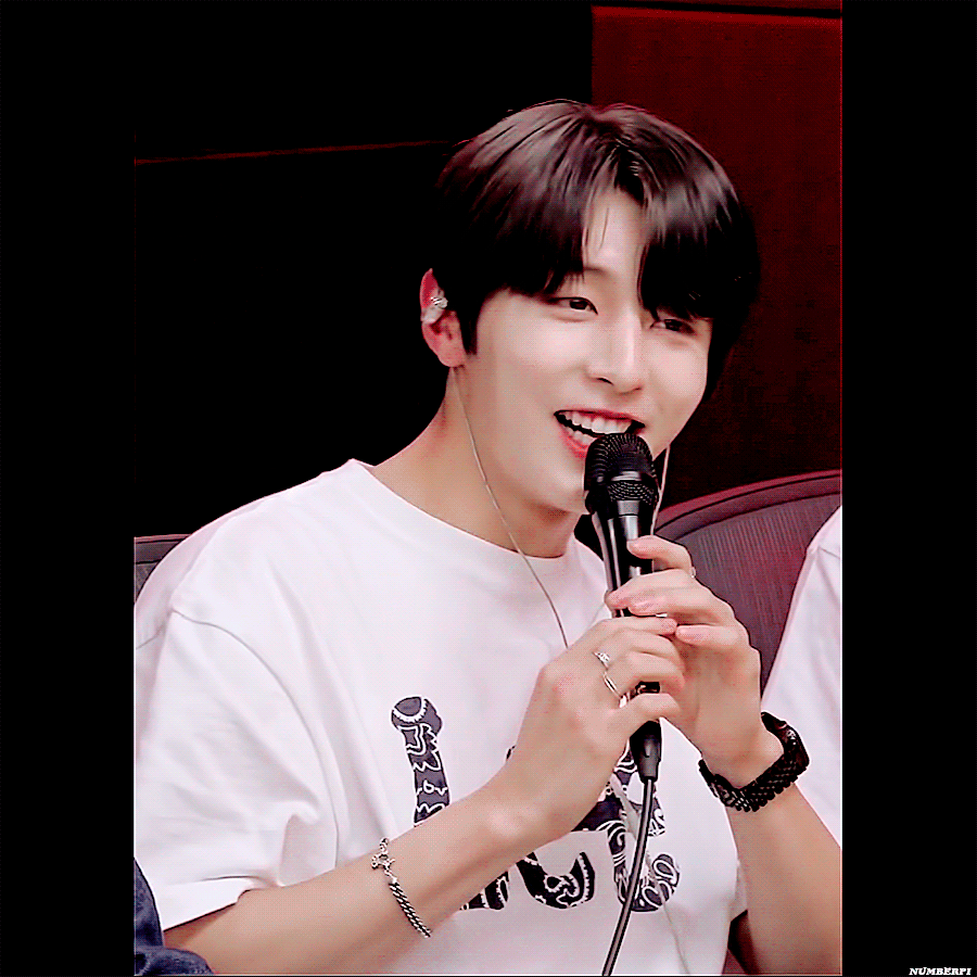 [잡담] 어떻게 같은 사람이냐고🤦 | 인스티즈