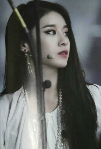 [잡담] 난 데뷔초랑 이미지 자체가 진짜 많이 바뀐거같은 여돌이 | 인스티즈