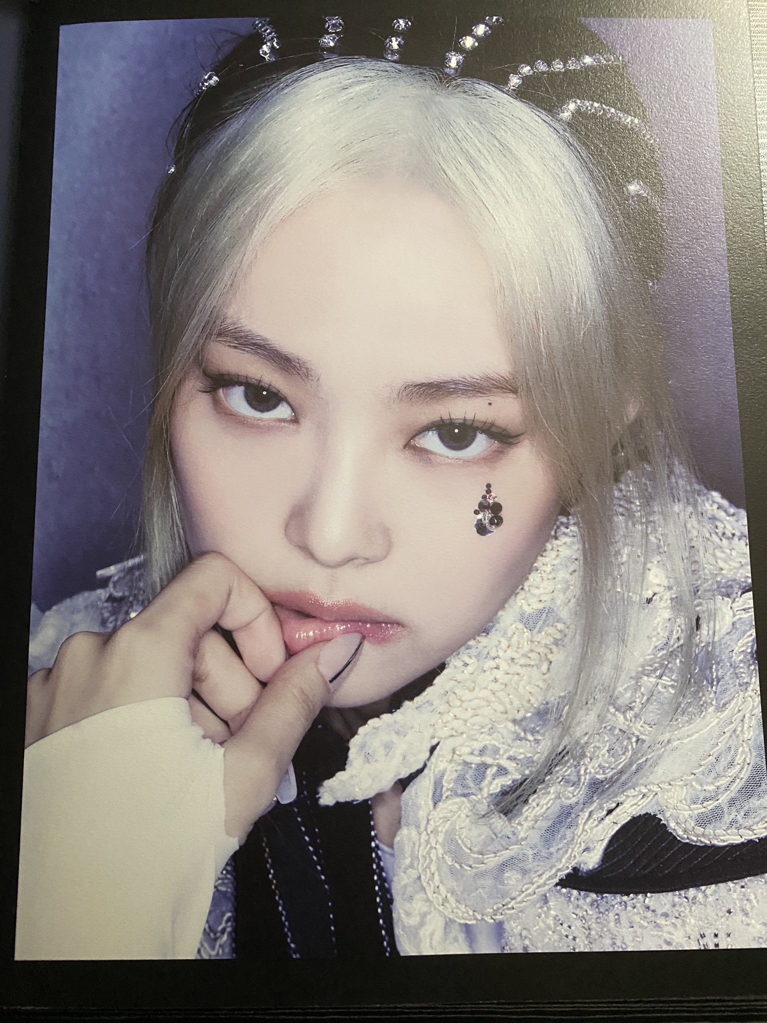 [잡담] 제니 눈 진짜 다 트여있다 | 인스티즈